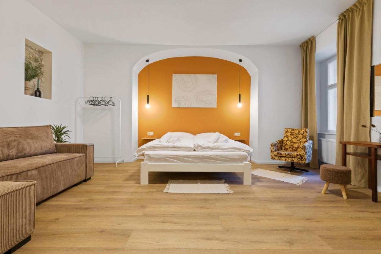 Charming Apt In Centre /W Ac Братислава Экстерьер фото